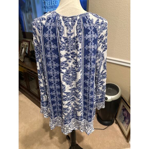 Women’s I.N.C. Boho Top with Tassels. Size XXL - Picture 4 of 4